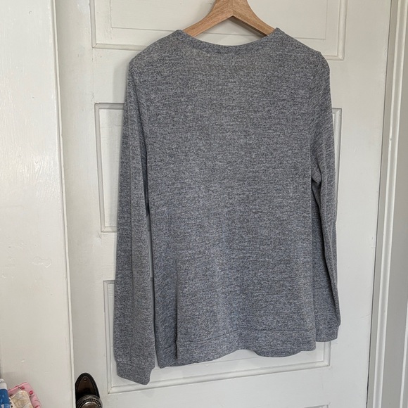 Studio Y Gray Knit with Black Embellishments Cardigan size L - Picture 4 of 5
